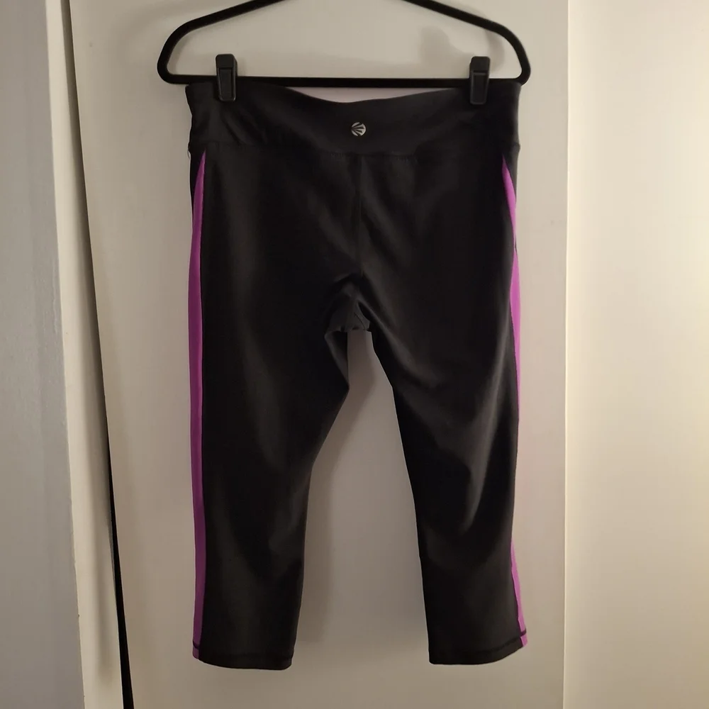 Impact By Jillian Michaels Women's Purple And Black Cropped Leggings
